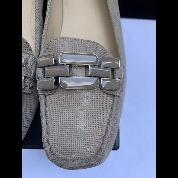 Calvin Klein Women's Size 9 Shoes Ricki Mini Square Chain Toe Slip On Flats Tan - Picture 6 of 14